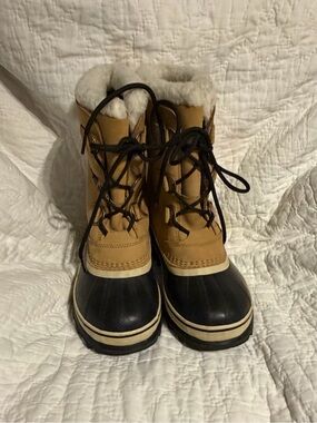 Sorel Caribou Waterproof, Insulated Winter Boots Size 7 men’s/ 8 1/2 women’s